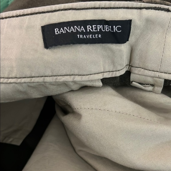 Banana Republic Men's Olive Green Moleskin Cargo Traveler Pants Size 38x30 - Picture 12 of 14